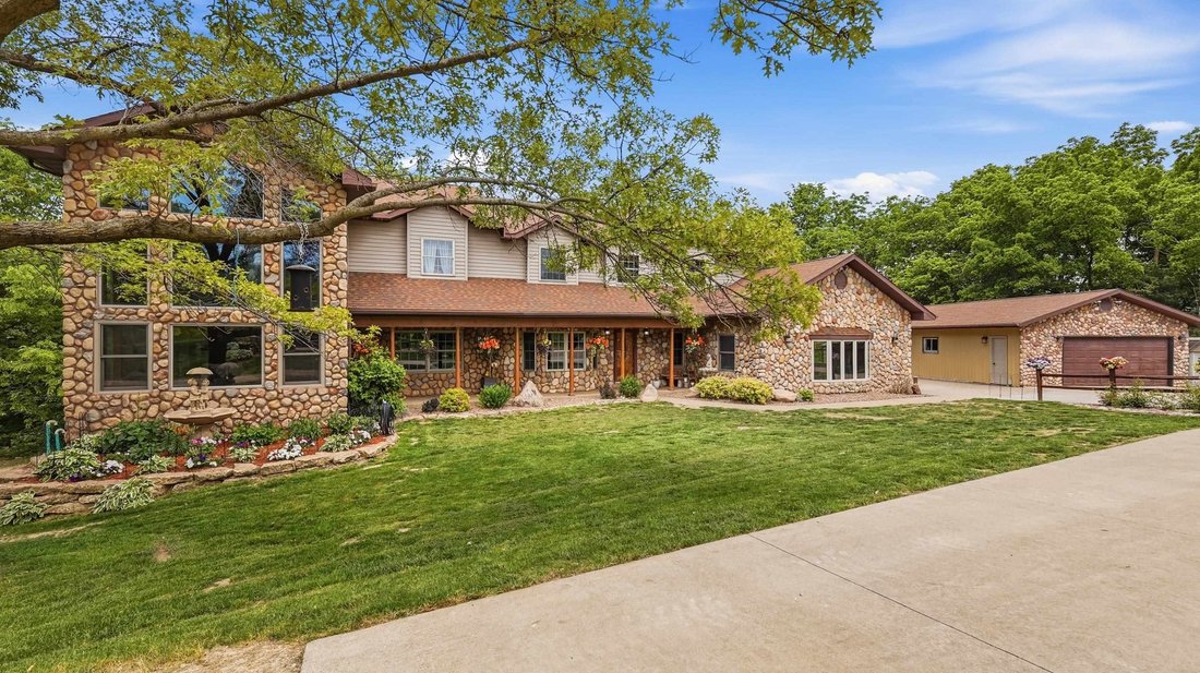 House in Bellevue, Iowa, United States 4 - 18673228
