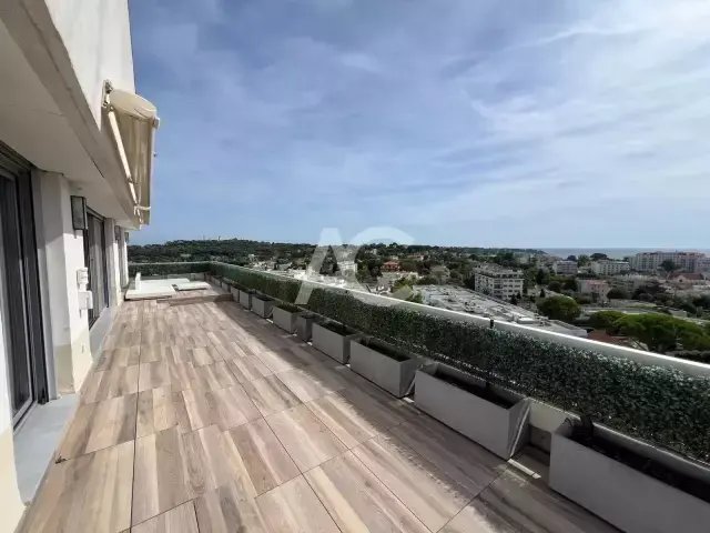 Apartamento en Fontmerle, Antibes, Francia 4 - 15675601