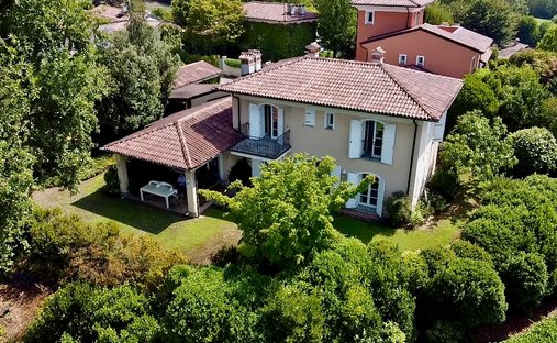 Villa in Bogogno, Piemont, Italien 1