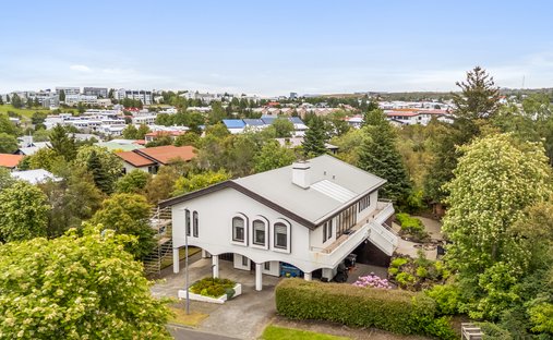 Villa in Reykjavík, Reykjavíkurborg, Iceland 1