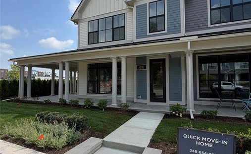 Stadthaus in Novi, Michigan, Vereinigte Staaten 1