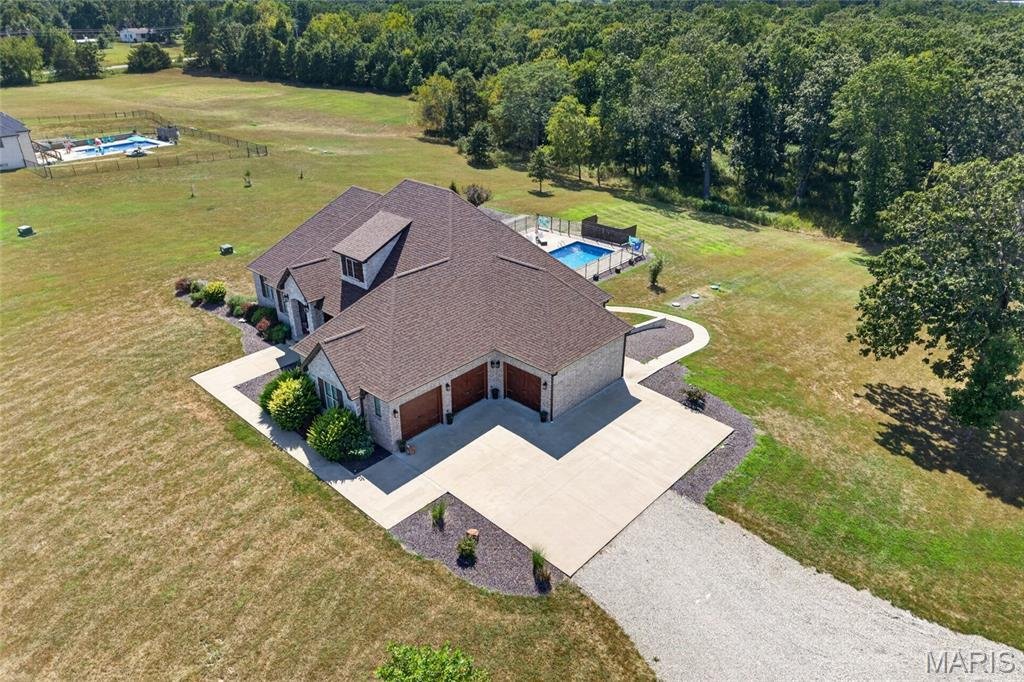 House in Lebanon, Missouri, United States 4 - 18673633