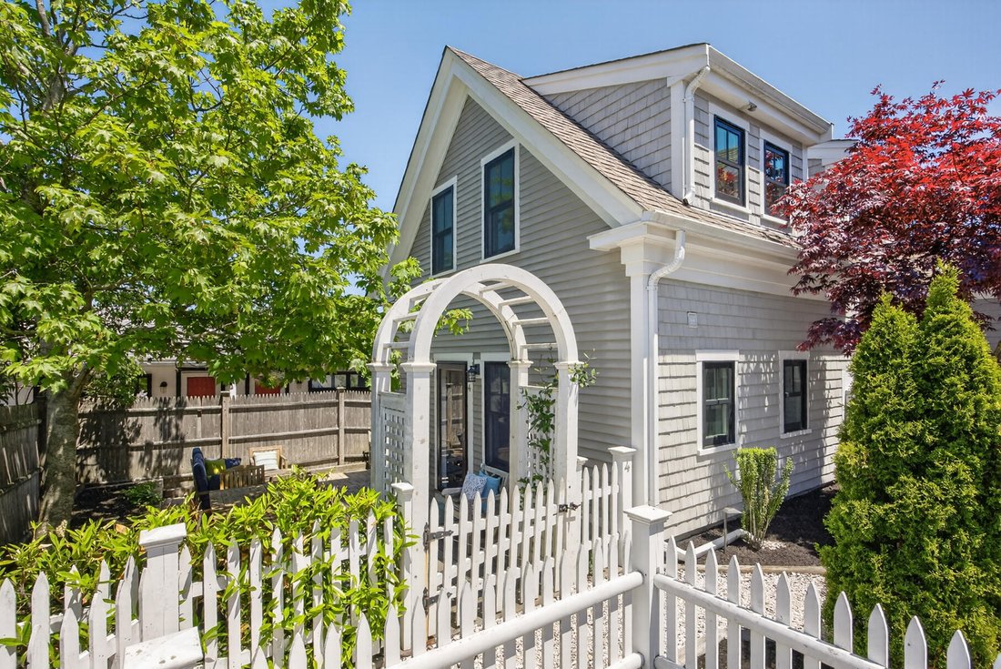 Condo in Provincetown, Massachusetts, United States 2 - 18673899