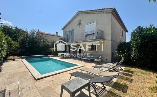 House in La Tour-d'Aigues, Provence-Alpes-Côte d'Azur, France 1