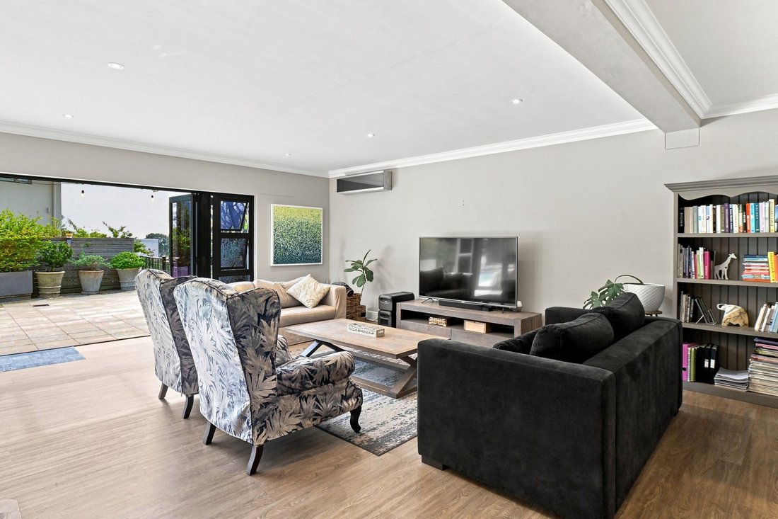 House in Westlake, Cape Town, Western Cape 4 - 18673672