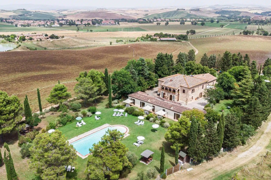 Farm Ranch in Monteroni d'Arbia, Tuscany, Italy 1 - 13102559