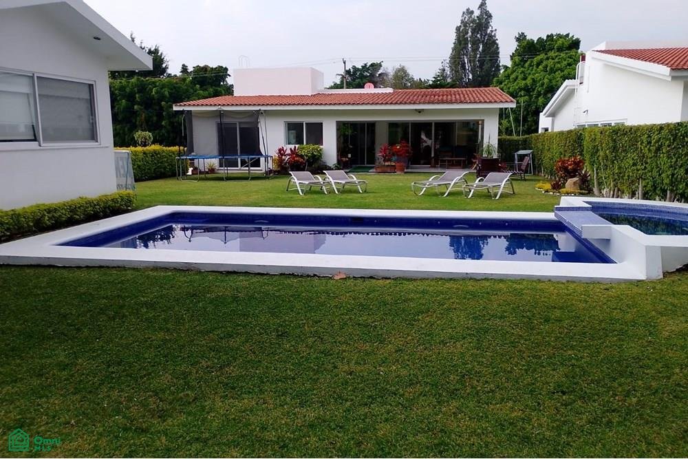 House in Lomas de Cocoyoc, Morelos, Mexico 2 - 18030732