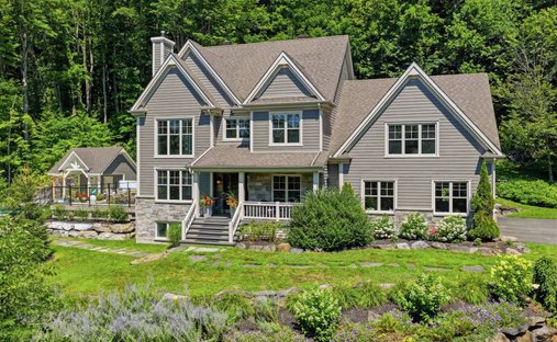 House in Shefford, Quebec, Quebec, Canada 1
