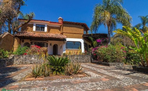 House in Tepoztlán, Morelos, Mexico 1