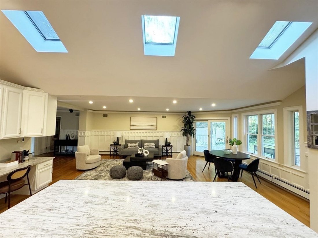 House in Newton, Massachusetts, United States 3 - 18673764