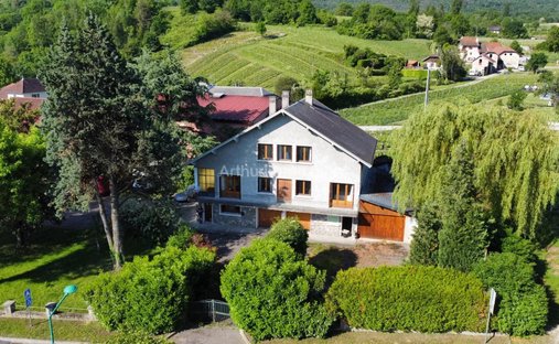 Les Marches, Porte-de-Savoie, France 1