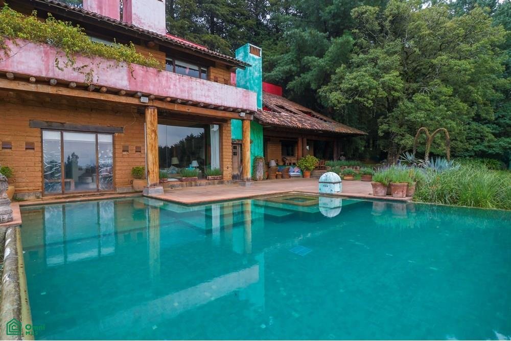 House in Valle de Bravo, State of Mexico, Mexico 1 - 18069229
