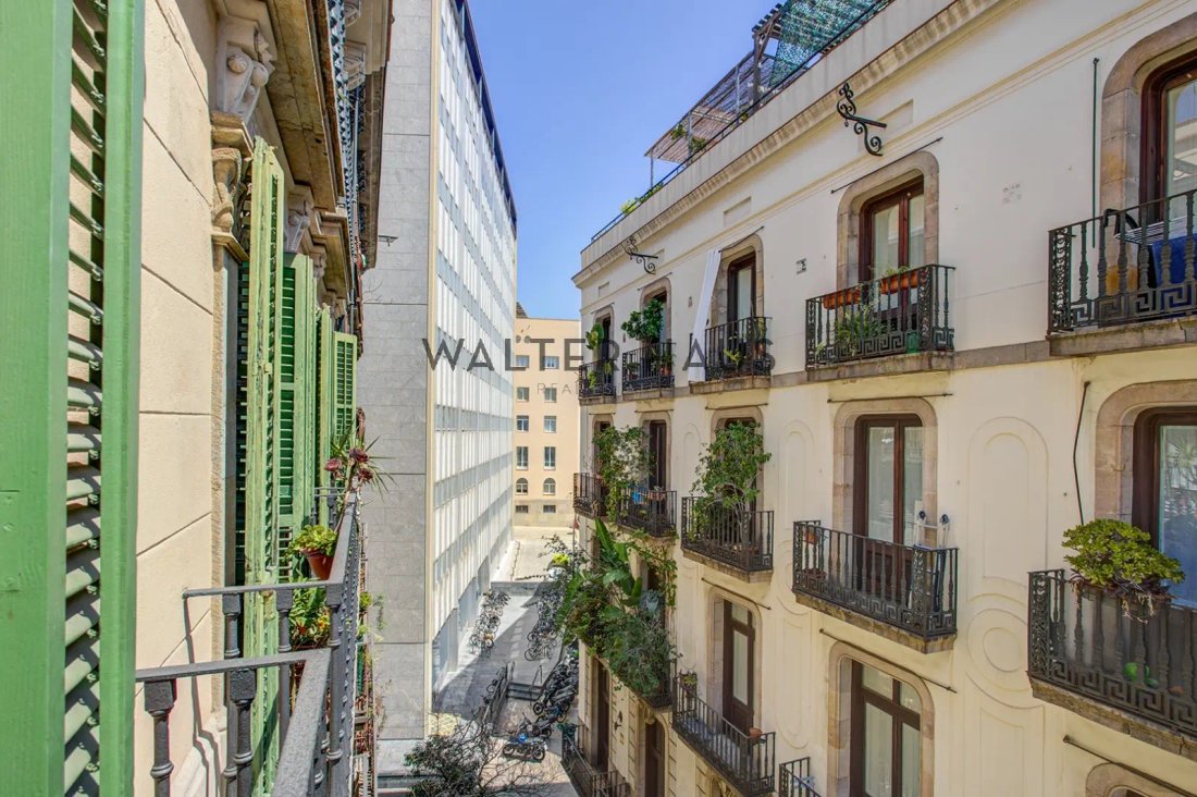 Apartment in Eixample, Barcelona, Spain 3 - 18582500