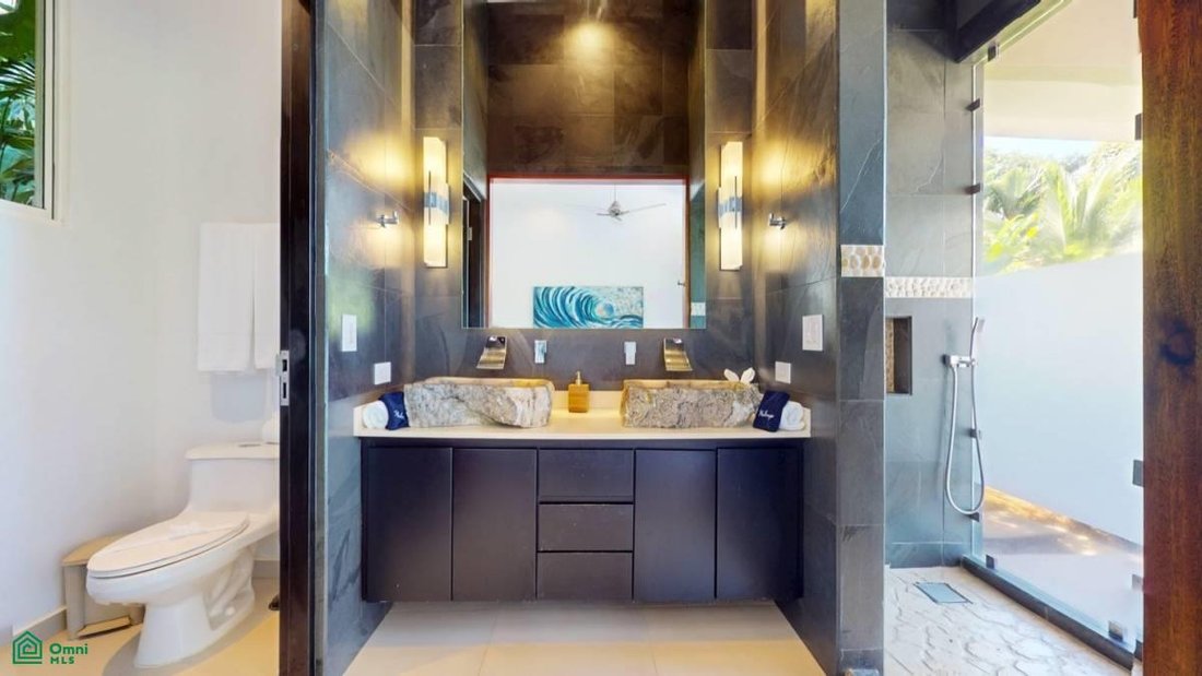 Casa in Piñuela, Provincia di Puntarenas, Costa Rica 2 - 17087983