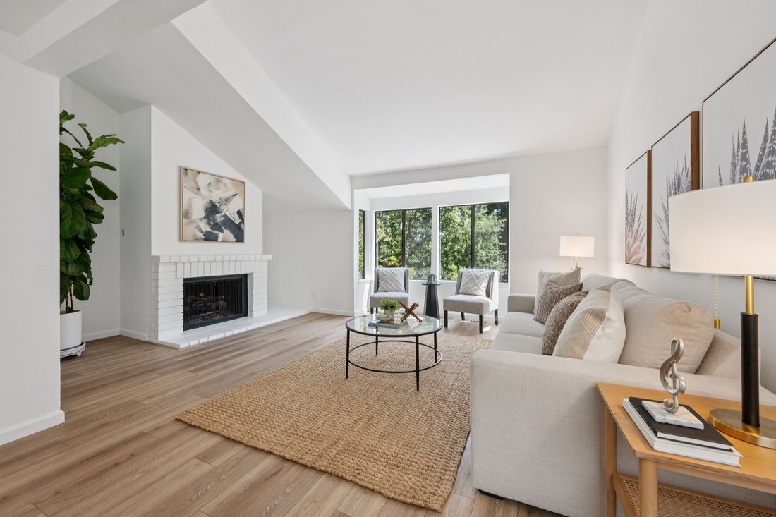 Townhouse in Novato, California, United States 3 - 18673895