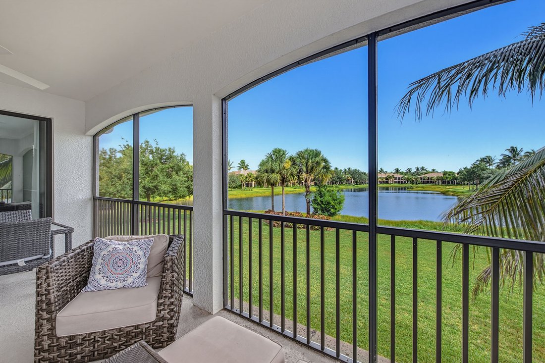 Condo in Naples, Florida, United States 2 - 18673891