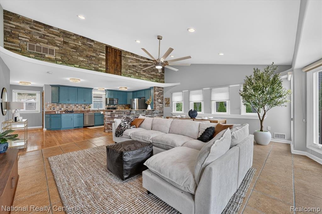 House in Howell, Michigan, United States 4 - 18665715