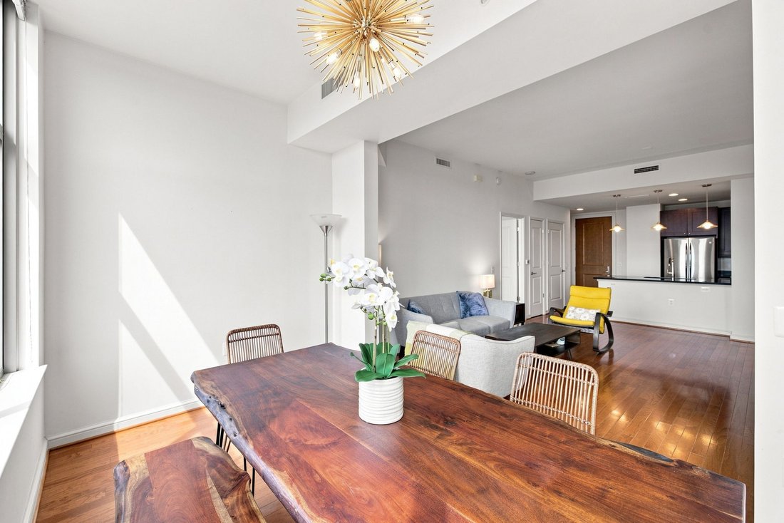 Condo in Reston, Virginia, United States 5 - 18673888