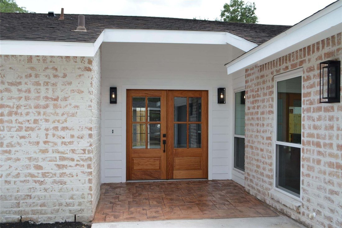 House in Houston, Texas, United States 5 - 18674372