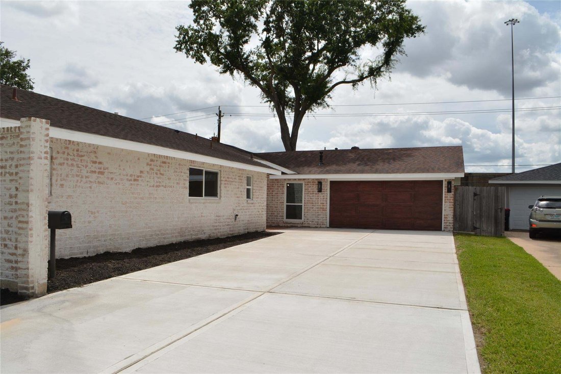 House in Houston, Texas, United States 3 - 18674372