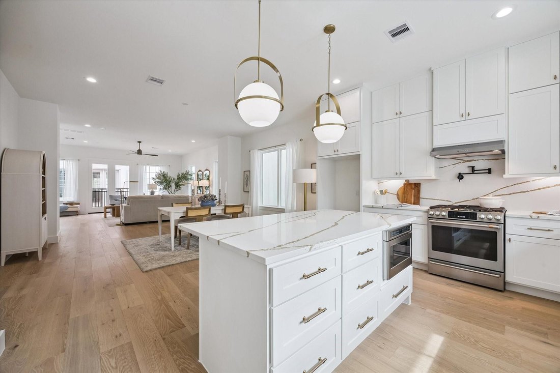 House in Houston, Texas, United States 5 - 18674351