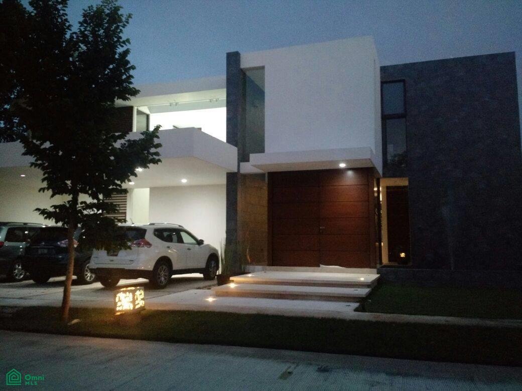 House in Yucatán Country Club, Yucatan, Mexico 1 - 17088786