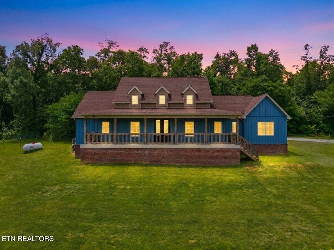 House in Madisonville, Tennessee, United States 1 - 18674268