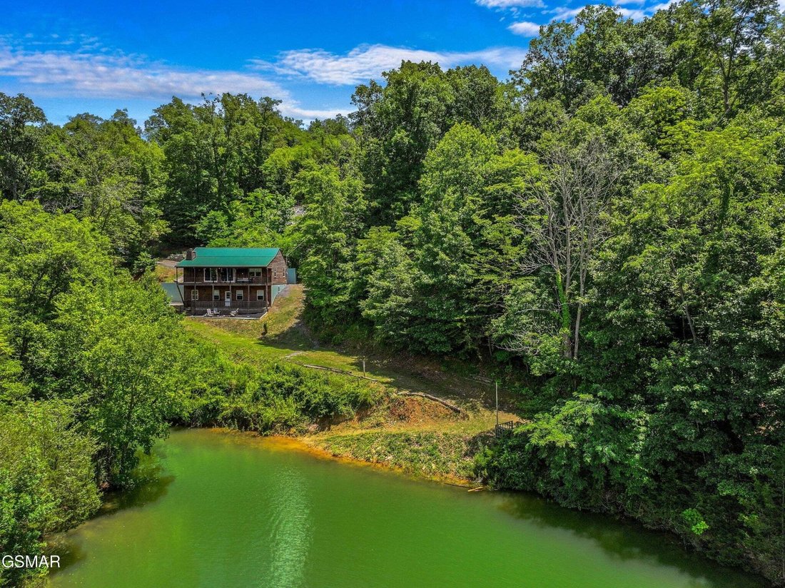 House in Sevierville, Tennessee, United States 2 - 18674230