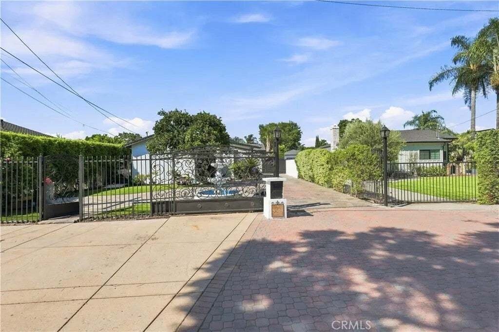 Condo in Pico Rivera, California, United States 2 - 18674191