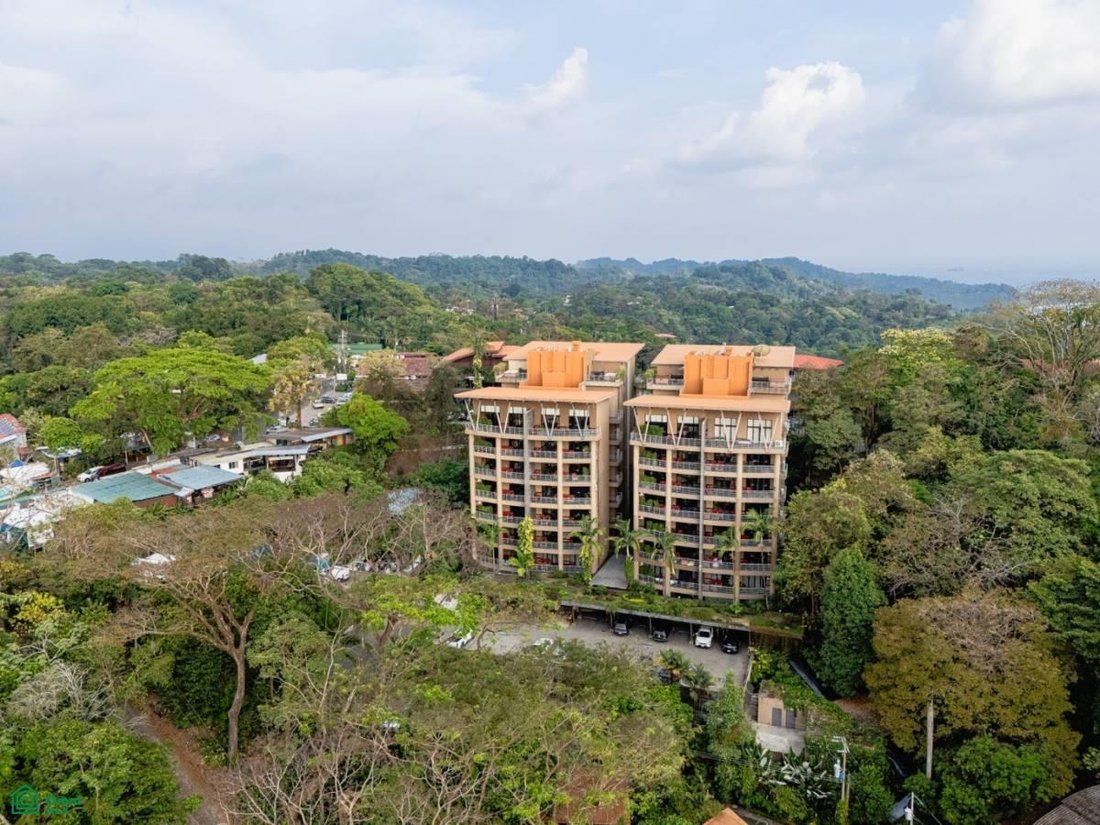 Condo in Quepos, Puntarenas Province, Costa Rica 2 - 17729055