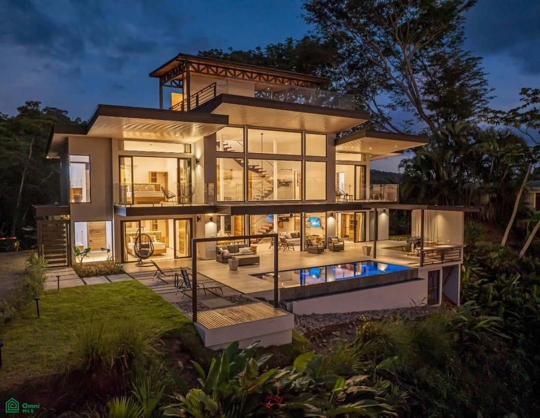 Casa en Savegre, Provincia de Puntarenas, Costa Rica 1 - 17354060