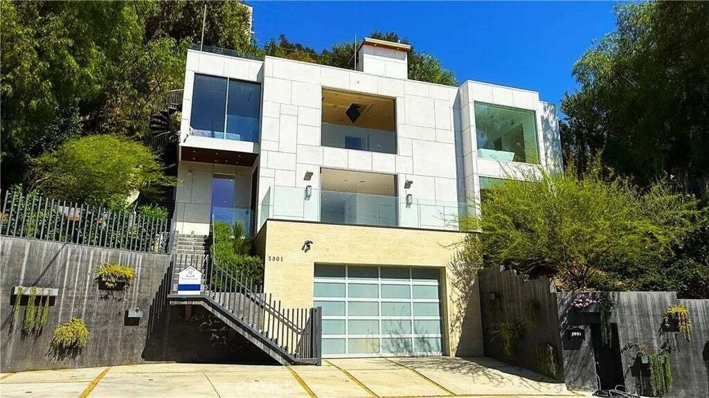 House in Los Angeles, California, United States 1 - 18674183