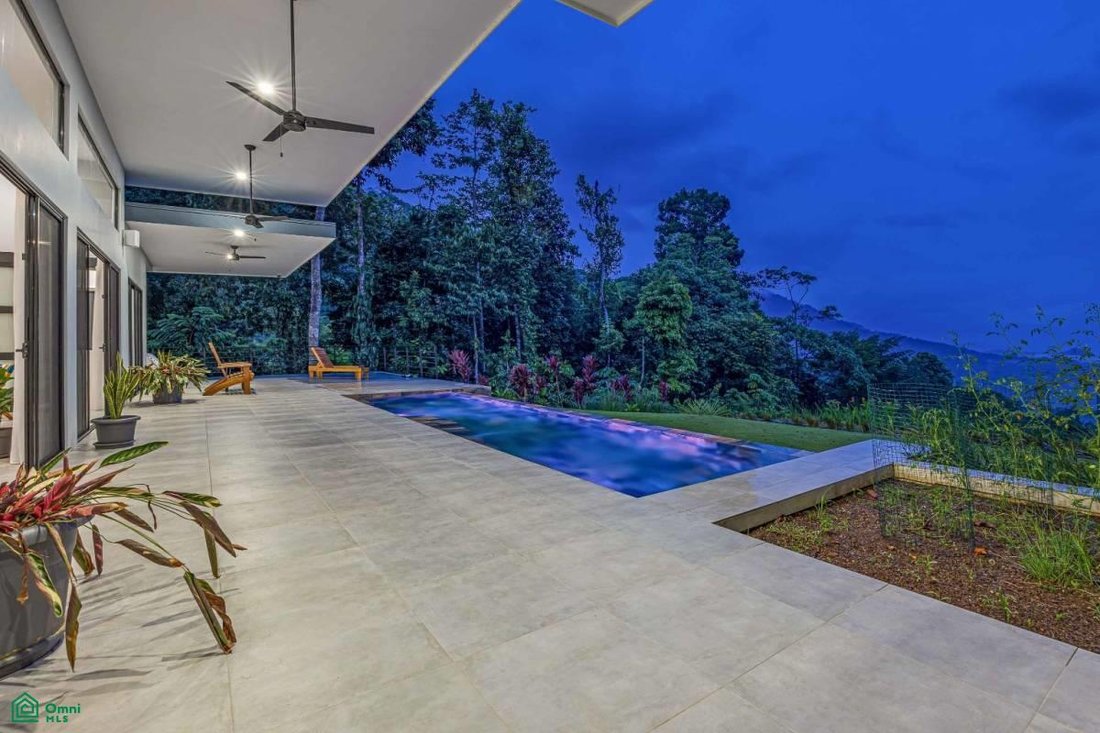 Casa in Savegre, Provincia di Puntarenas, Costa Rica 3 - 17090279
