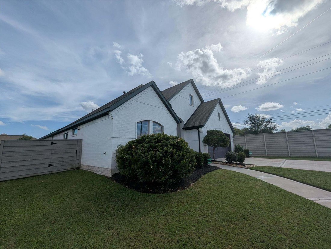 House in Manvel, Texas, United States 2 - 18674357
