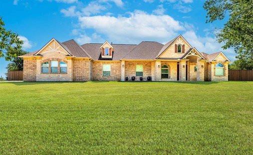 House in Bridgeport, Texas, United States 1