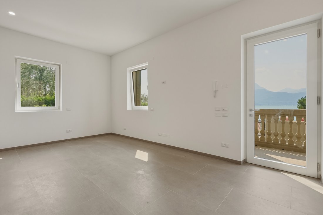 Apartment in Torri del Benaco, Veneto, Italy 5 - 18674373