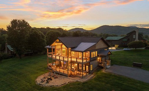 House in Sevierville, Tennessee, United States 1