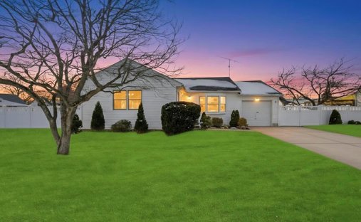 Casa a Hicksville, New York, Stati Uniti 1