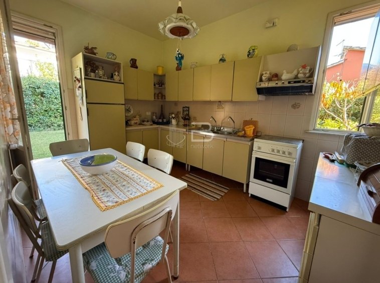 Villa in Center, Forte dei Marmi, Tuscany 4 - 18675856