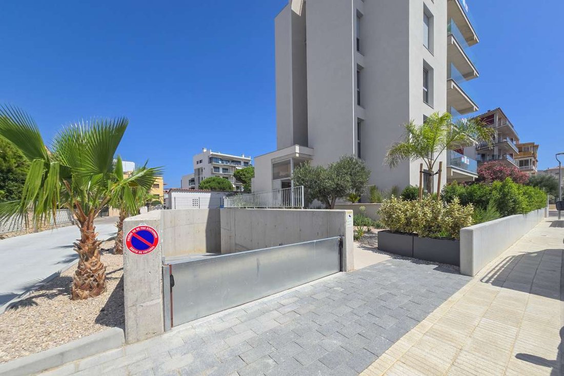 Apartment in Roses, Catalonia, Spain 5 - 17612781