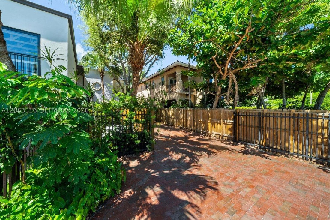 Townhouse in Miami, Florida, United States 2 - 18676998