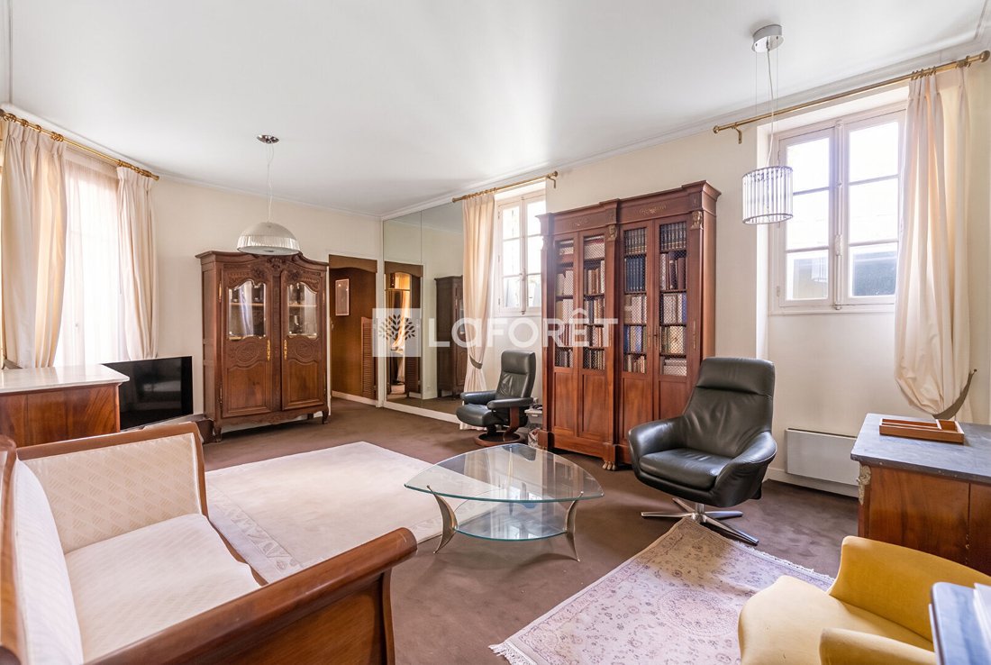 Apartment in Bois de Boulogne, Paris 16e Arrondissement, Paris 2 - 18675261