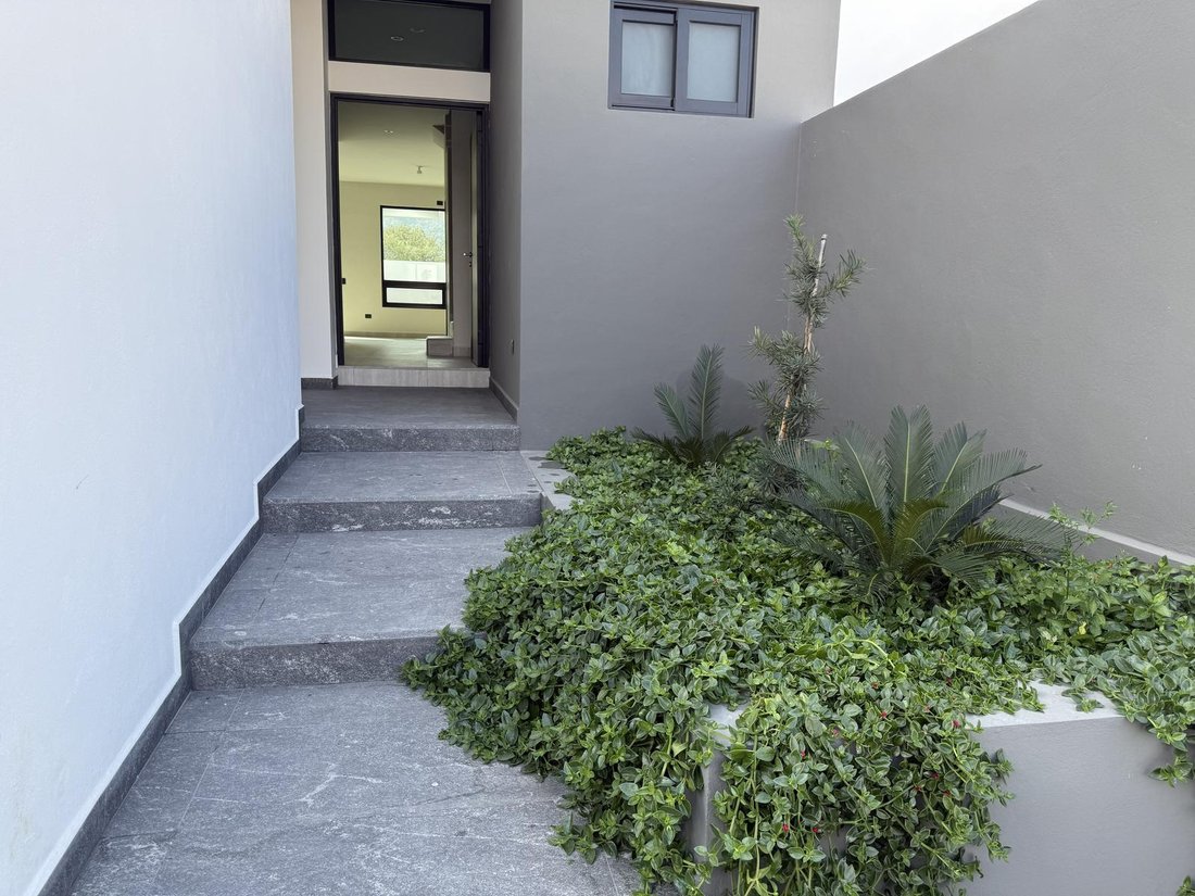 House in Monterrey, Nuevo Leon, Mexico 2 - 18674560