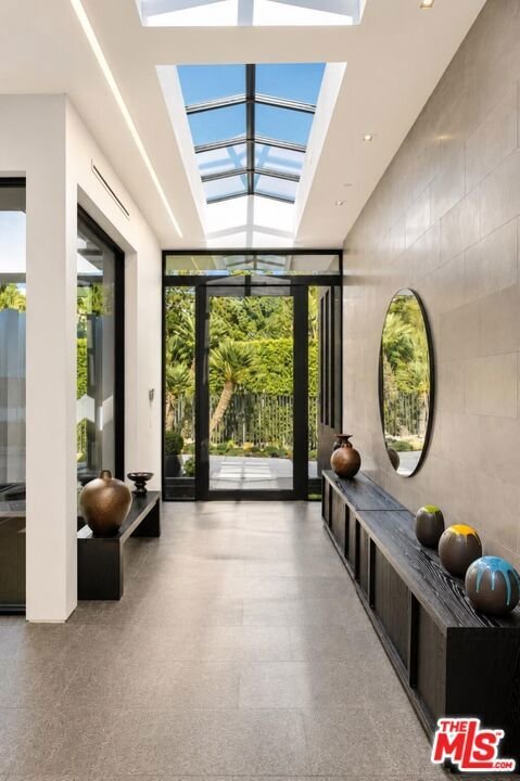 House in Beverly Hills, California, United States 5 - 18675963