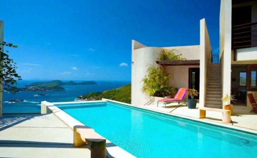 House in Cloud 9, Saint Vincent and the Grenadines 1