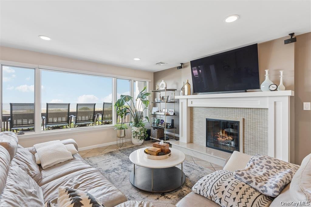 Condo in Long Beach, New York, United States 3 - 18677579