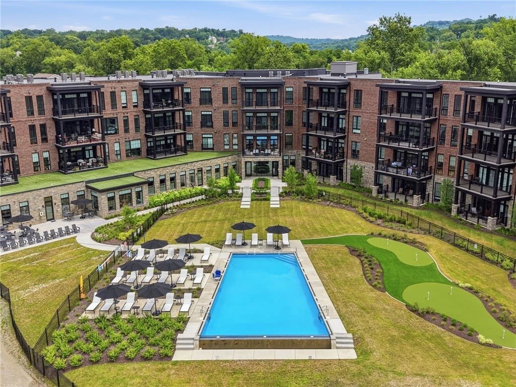 House in Oakmont, Pennsylvania, United States 1 - 17525376