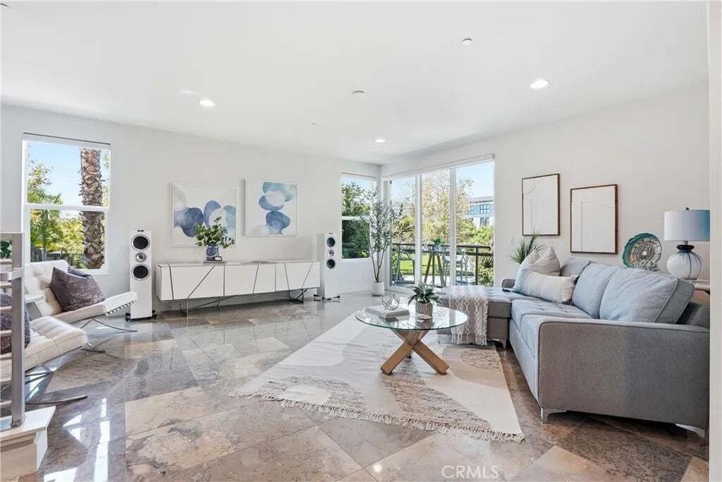 Condo in Irvine, California, United States 2 - 18677050