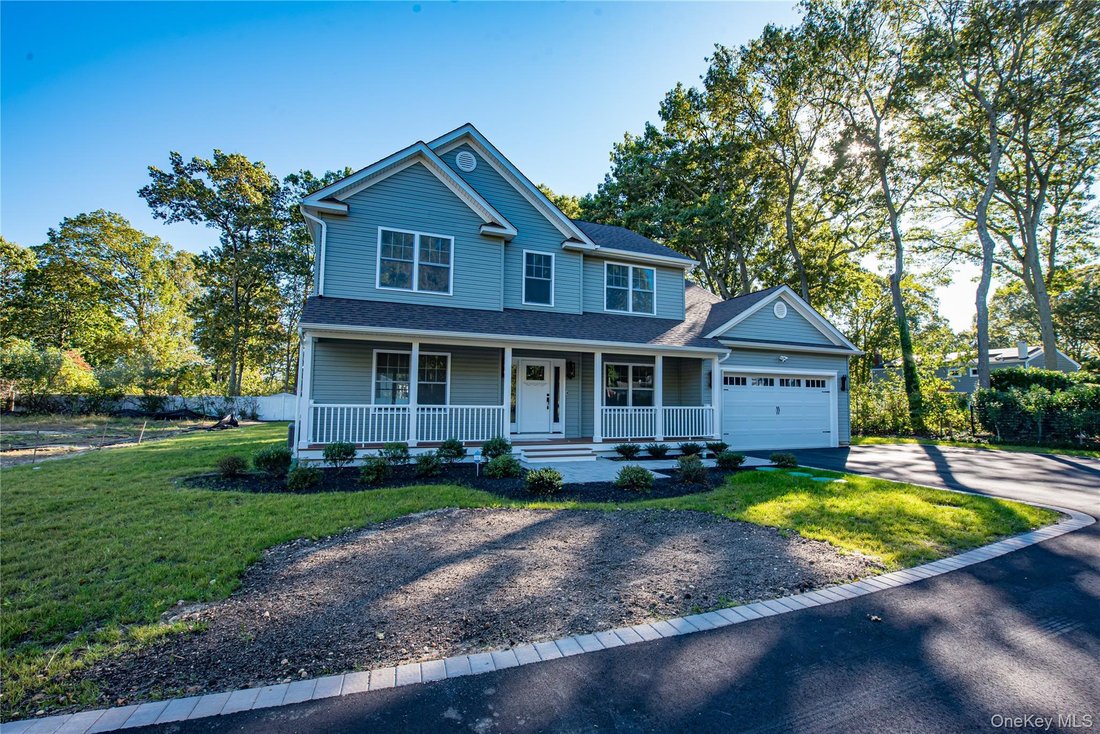 House in Centereach, New York, United States 5 - 18677698