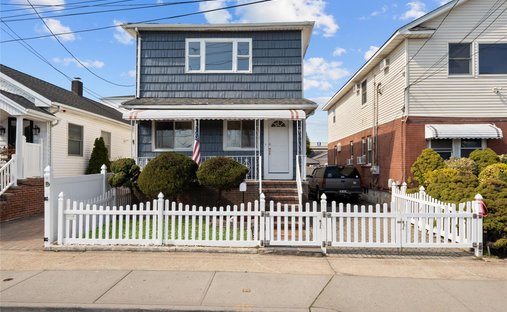 House in Inwood, New York, United States 1